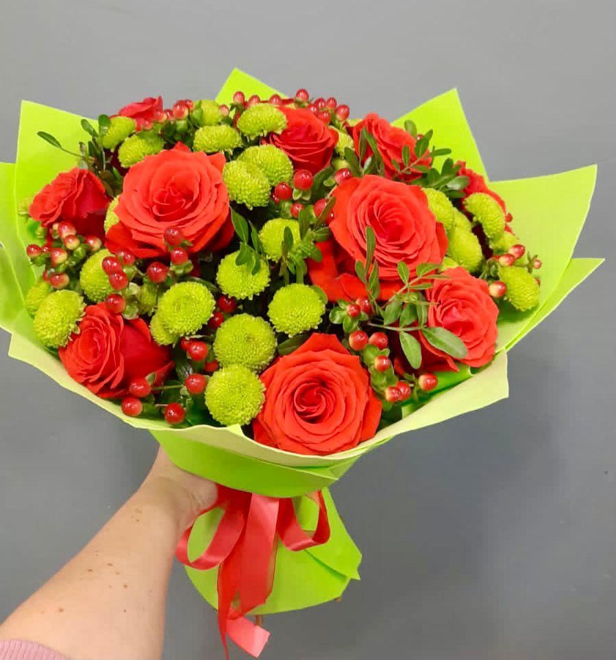 Букет цветов из: Хризантемы и Розы в Хрипань