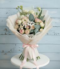 Букет цветов из:  Розы и Лизиантусы в Хрипань