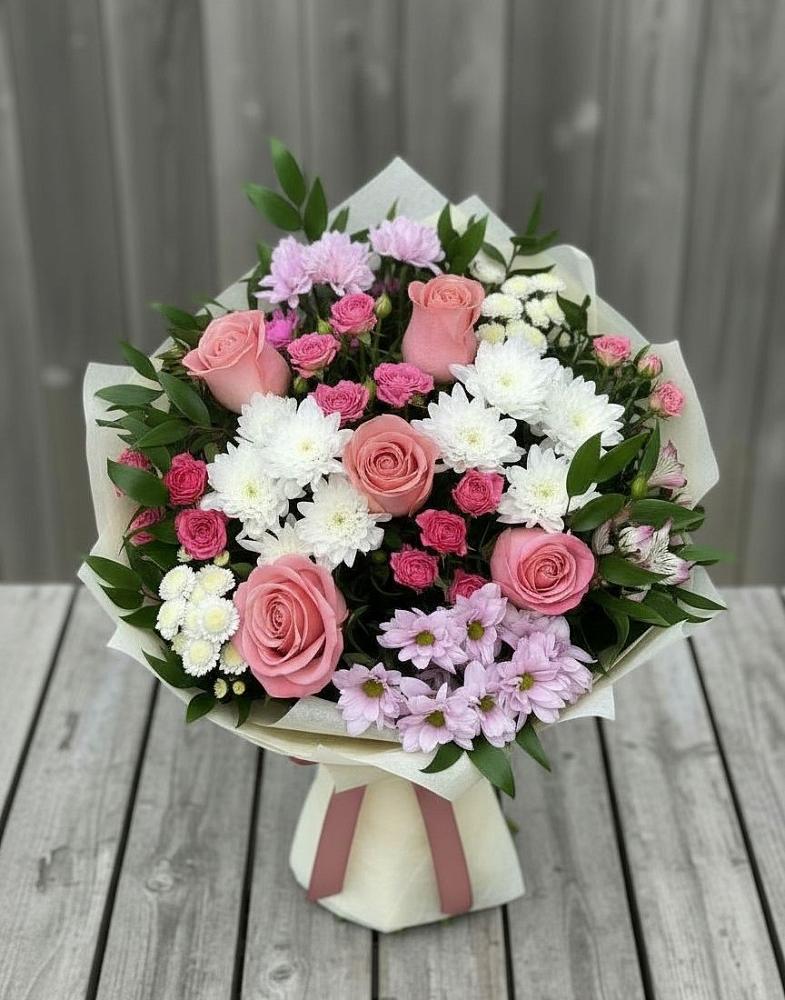 Букет цветов из: Альстромерии, Гвоздики, Розы и Хризантемы в Хрипань