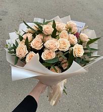 Букет Кремовые розы Латте в Хрипань