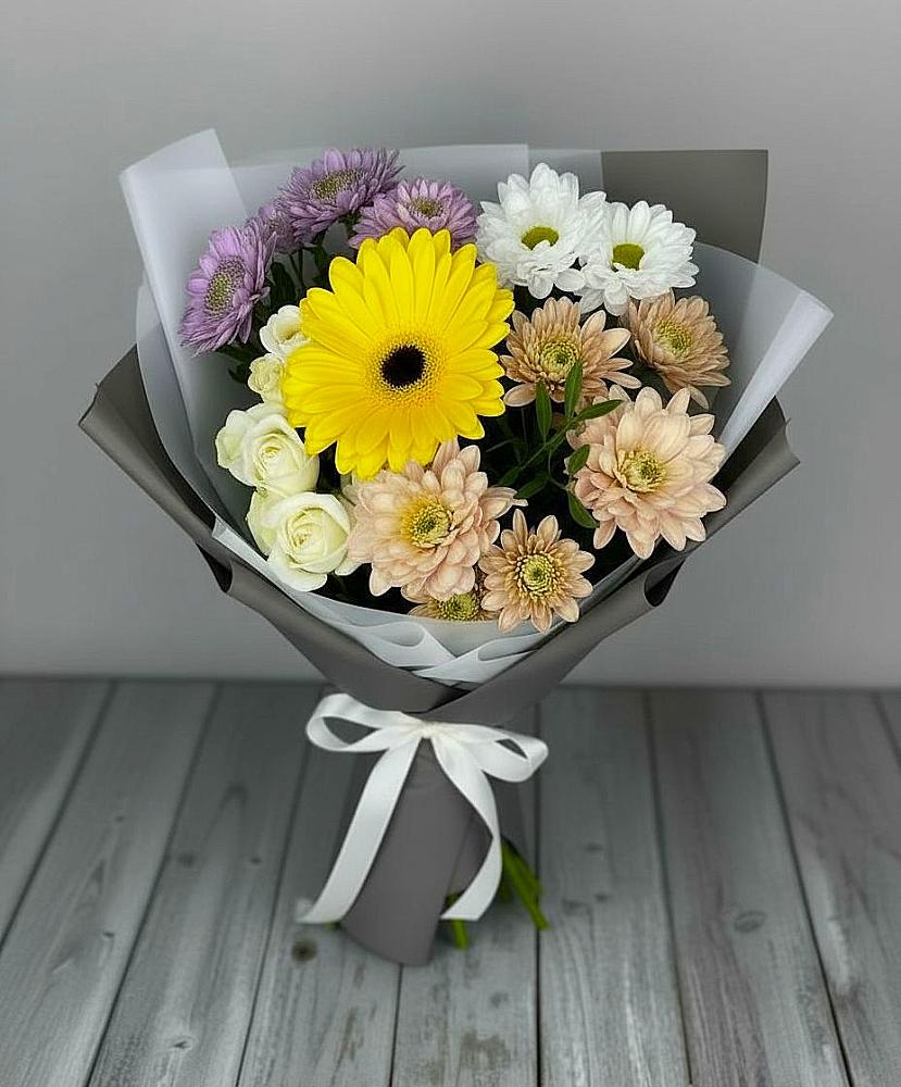 Букет цветов из: Розы, Герберы и Хризантемы в Хрипань