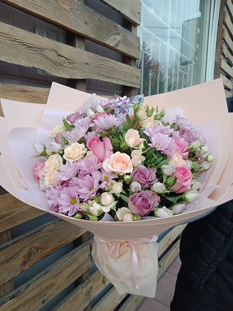 Букет цветов из: Розы и Хризантемы в Хрипань