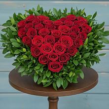 Цветочная композиция из Розы в виде сердца #REPLACE_PRED# Хрипань