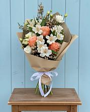 Букет цветов из:  Альстромерии, Лизиантусы, Розы и Хризантемы #REPLACE_PRED# Хрипань