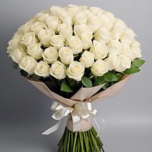 Букет 101 беля роза Белоснежка в Хрипань