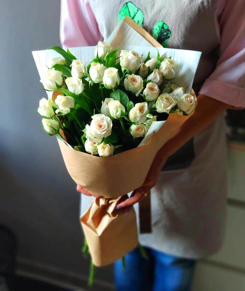 Букет цветов из: Розы в Хрипань