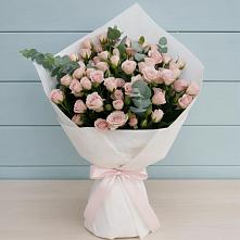Букет цветов из:  Розы в Хрипань