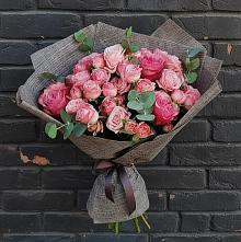 Букет цветов из:  Розы в Хрипань